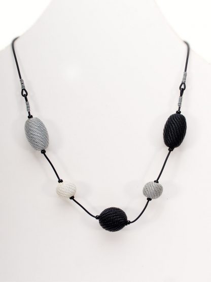 cocoon-scoobie-wire-necklace-usisi-dnu31